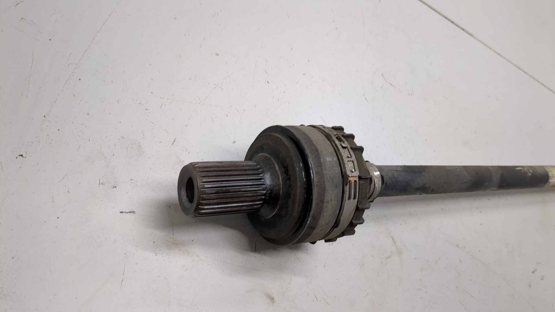 Полуось задняя правая