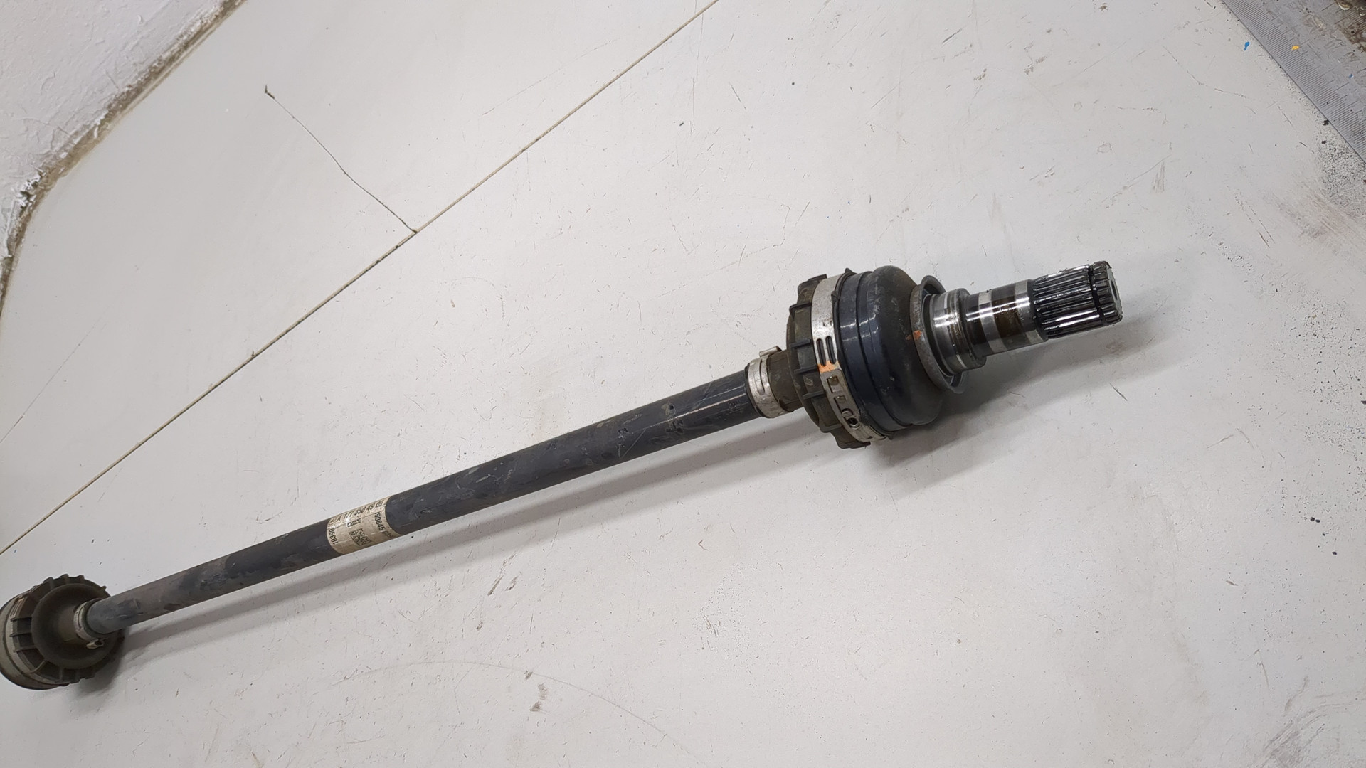 Полуось задняя правая