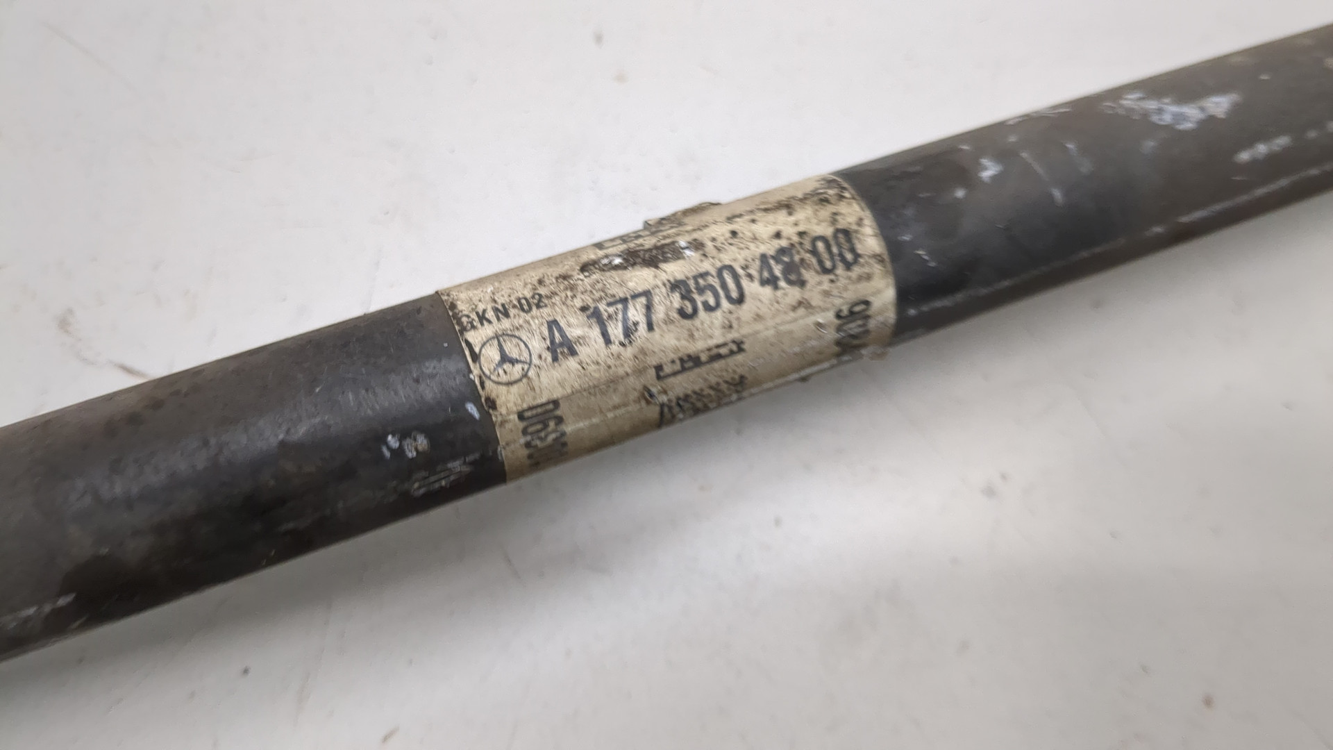 Полуось задняя левая