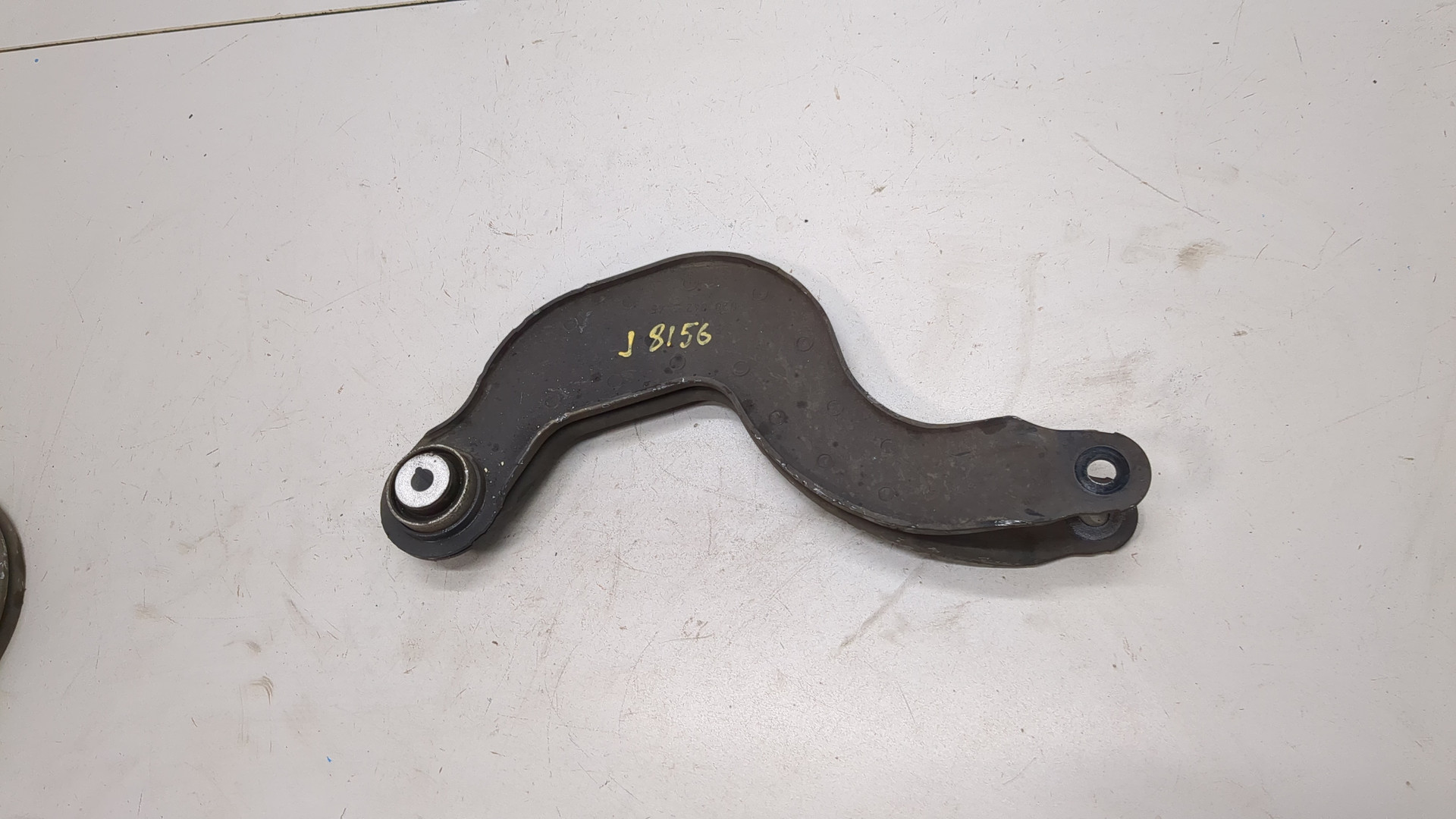 Рычаг задний