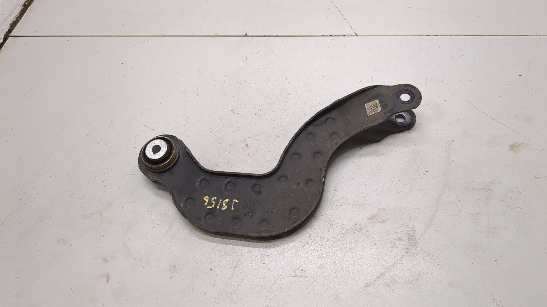 Рычаг задний