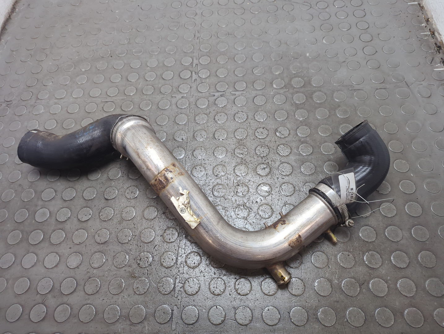 Патрубок интеркулера