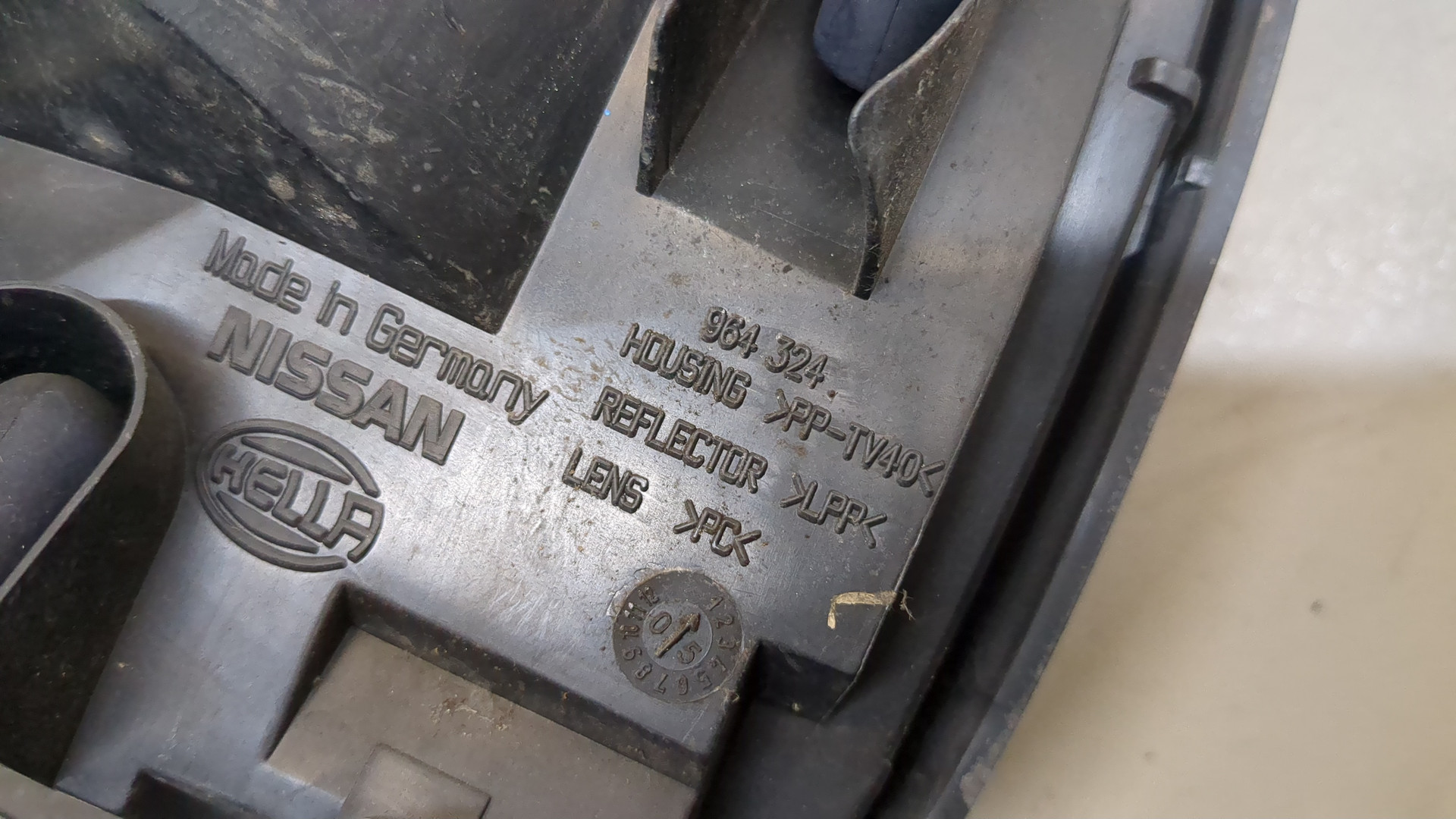 Фара правая