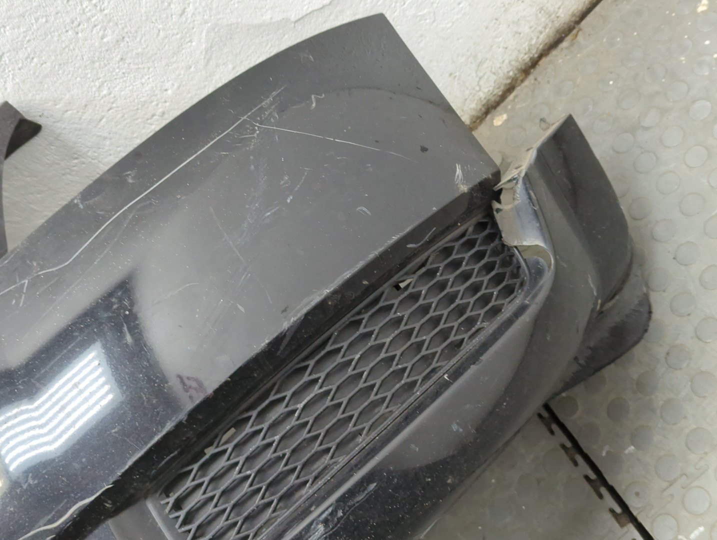 Бампер передний