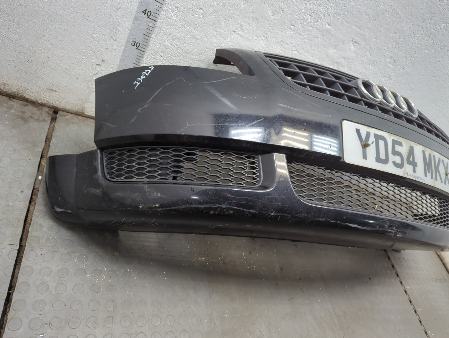 Бампер передний