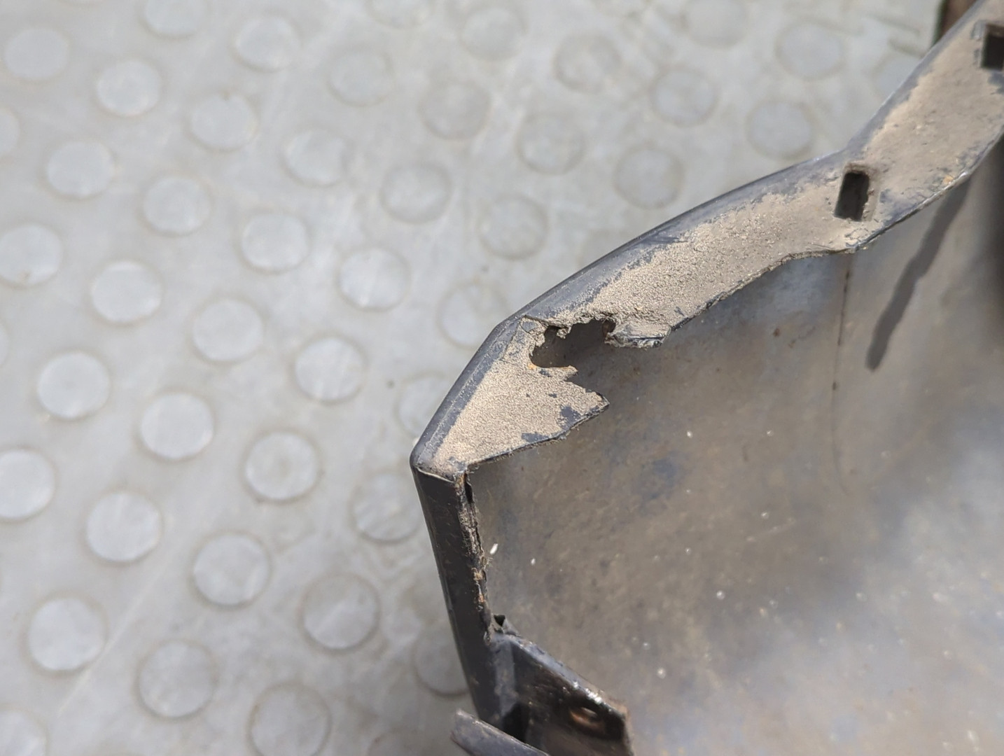 Бампер передний