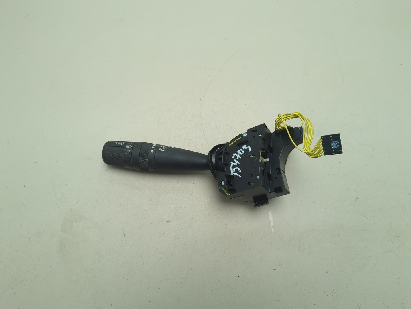 Переключатель поворотов подрулевой