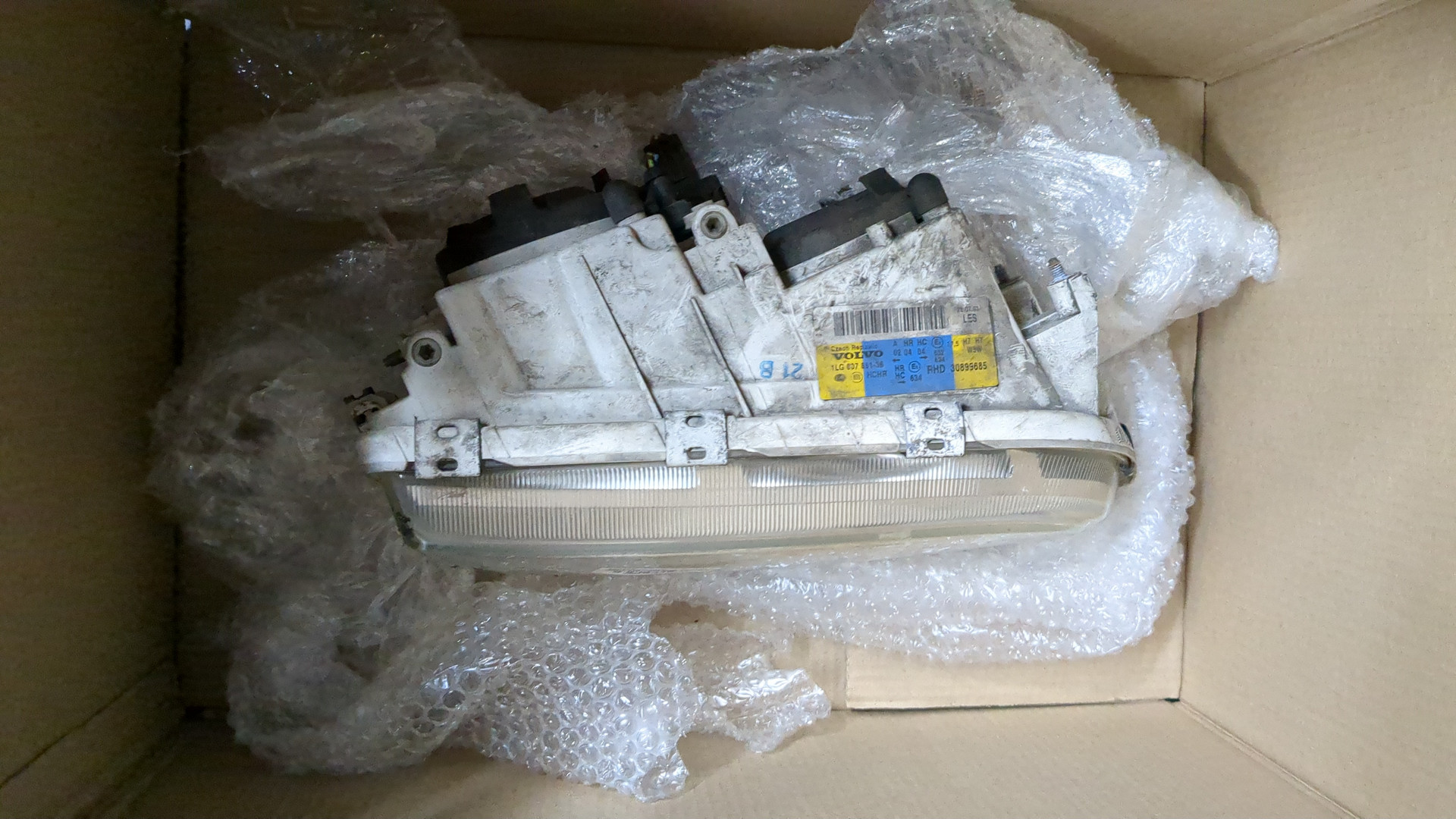 Фара правая