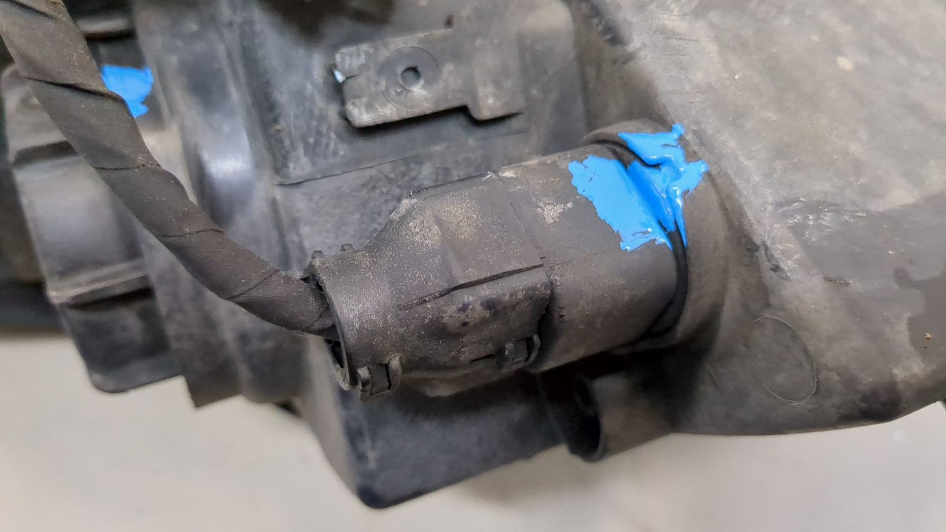 Фара правая