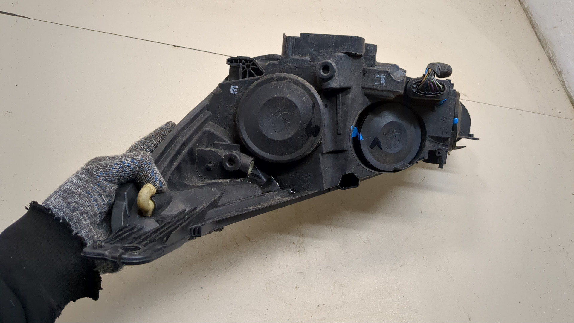 Фара правая