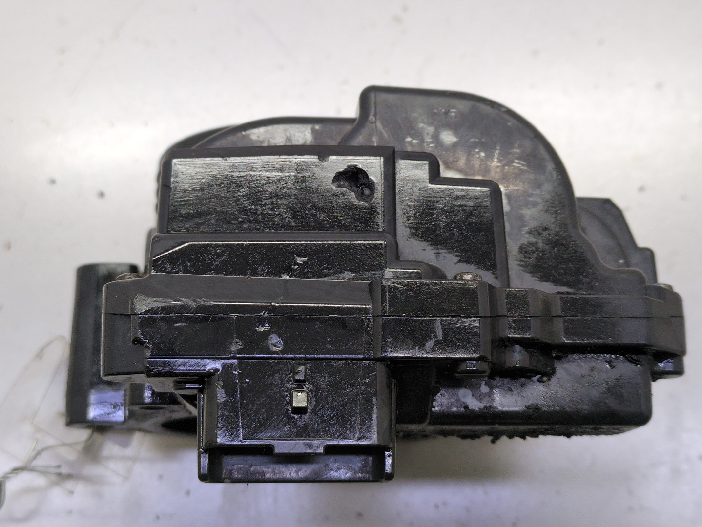 Заслонка дроссельная электрическая