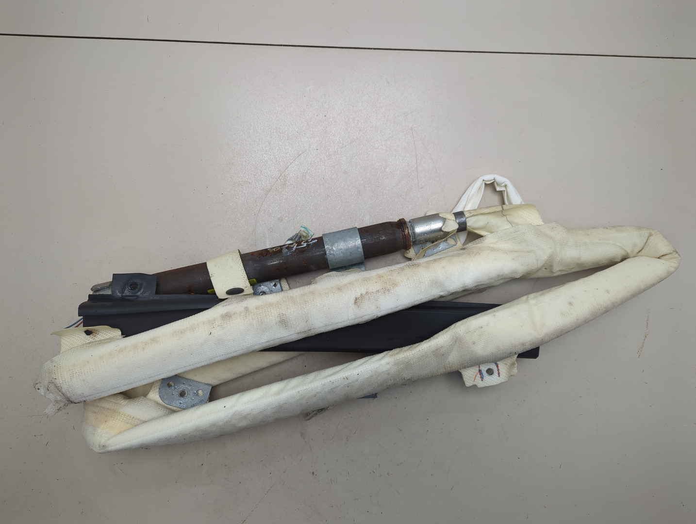 Подушка безопасности боковая (шторка)