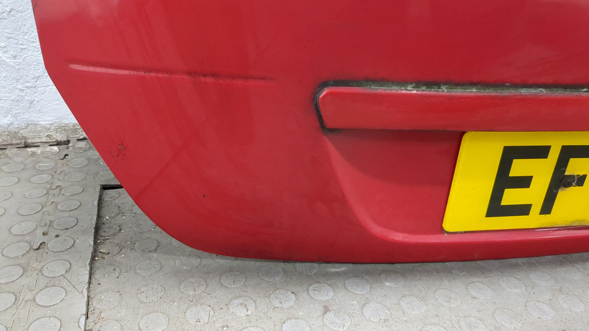 Дверь багажника