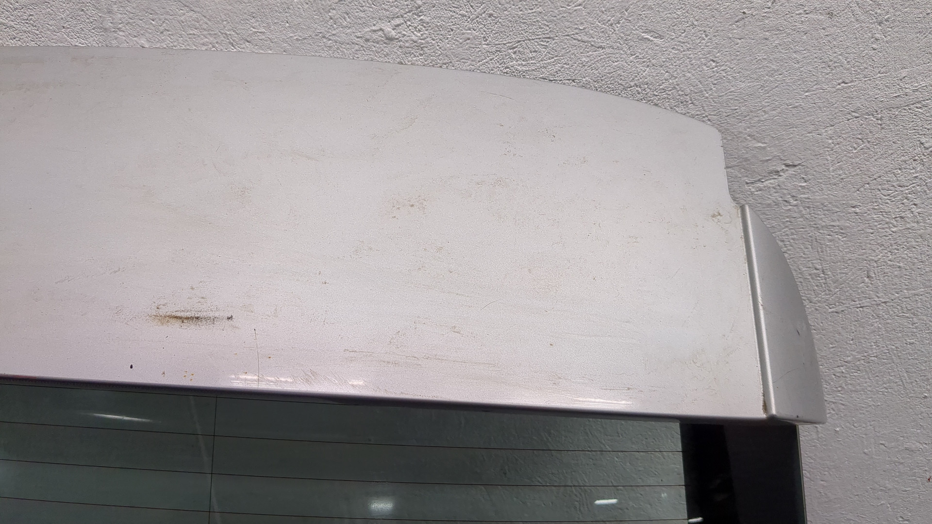 Дверь багажника