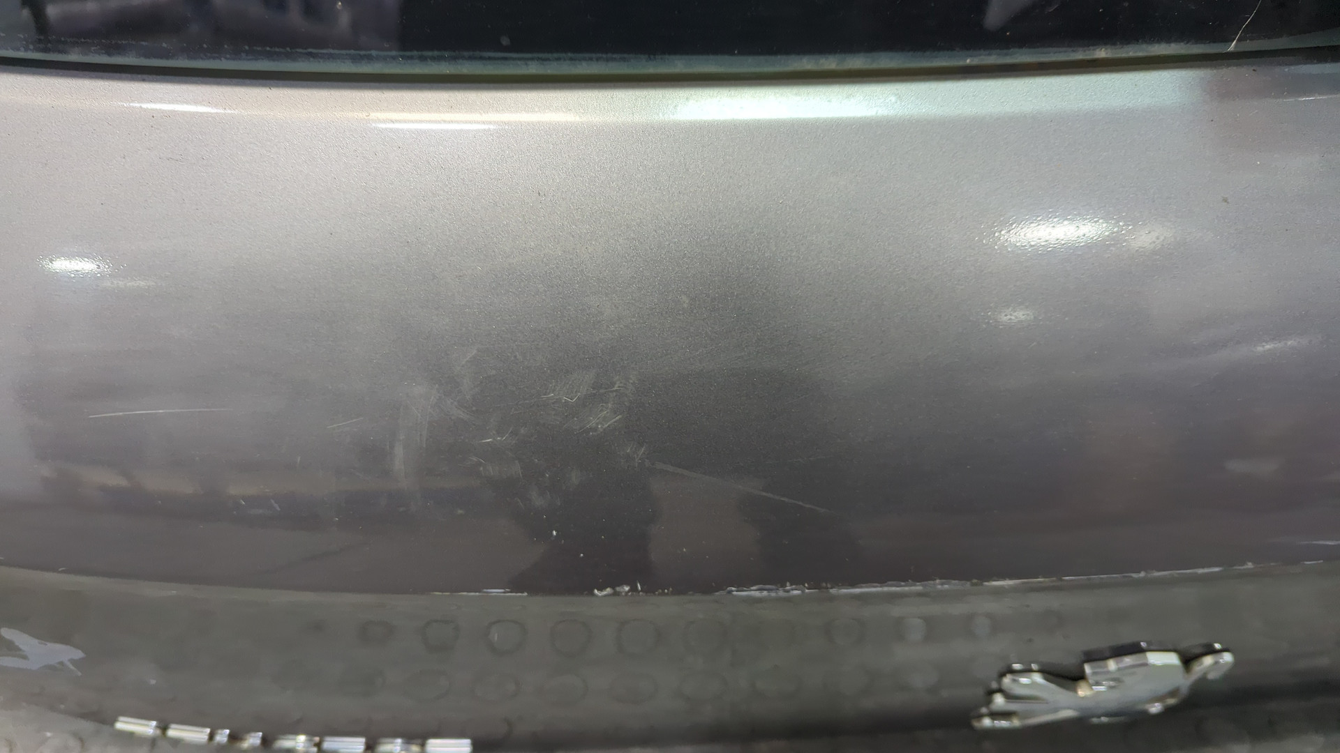 Дверь багажника