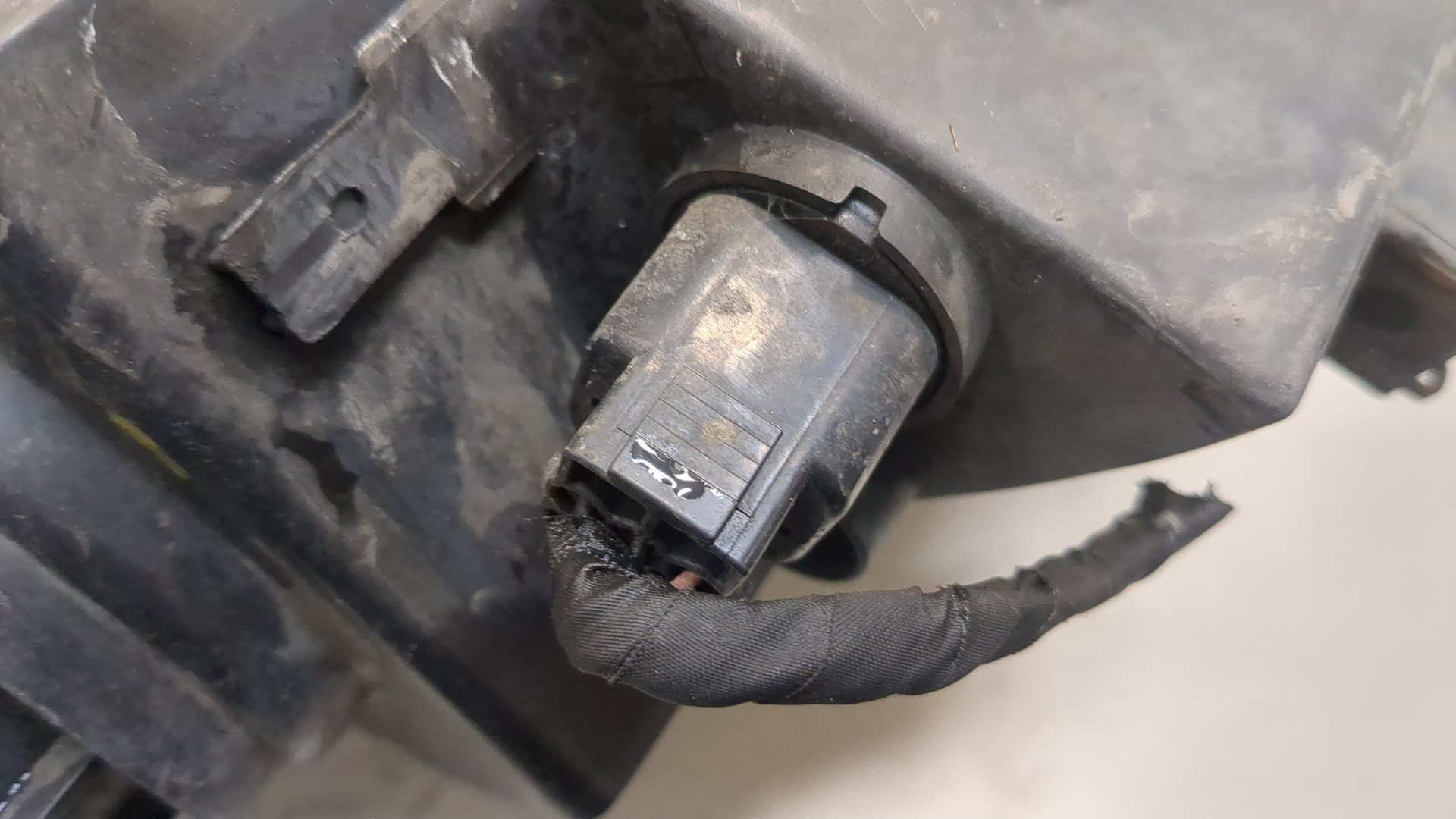 Фара правая