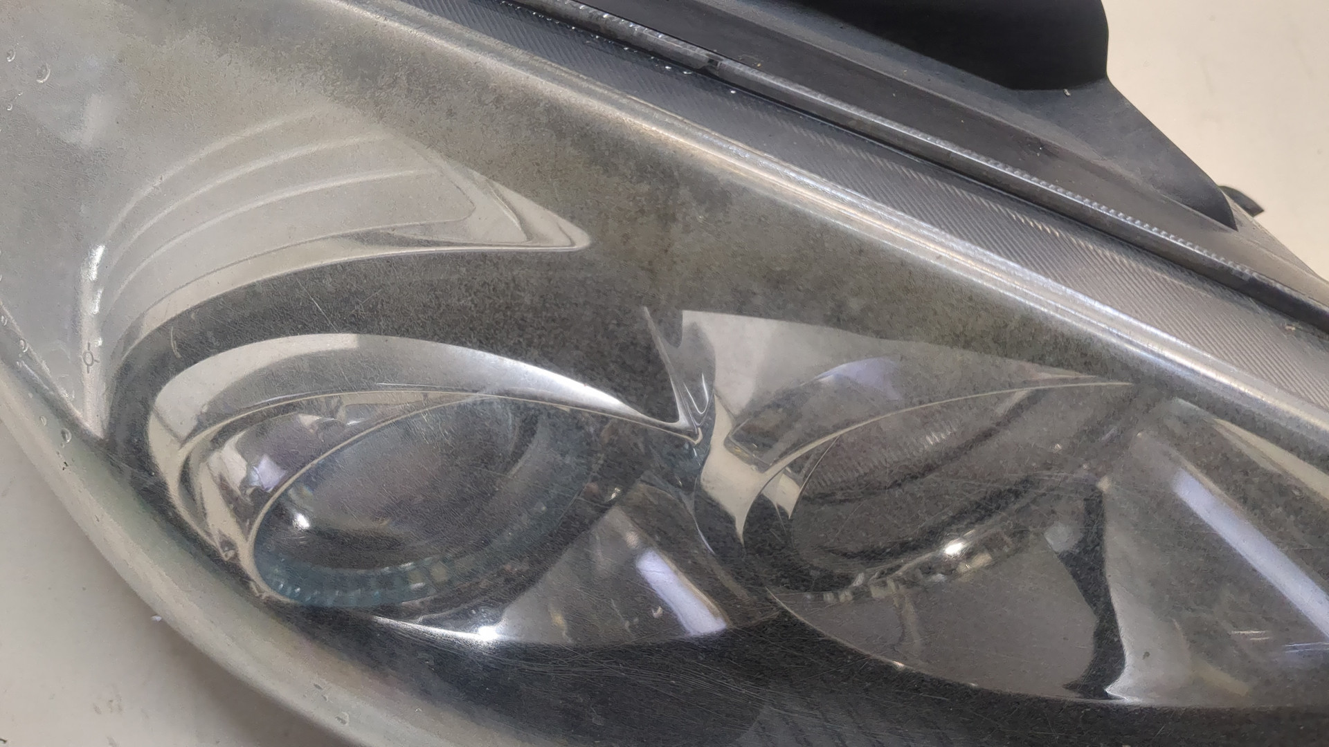 Фара правая