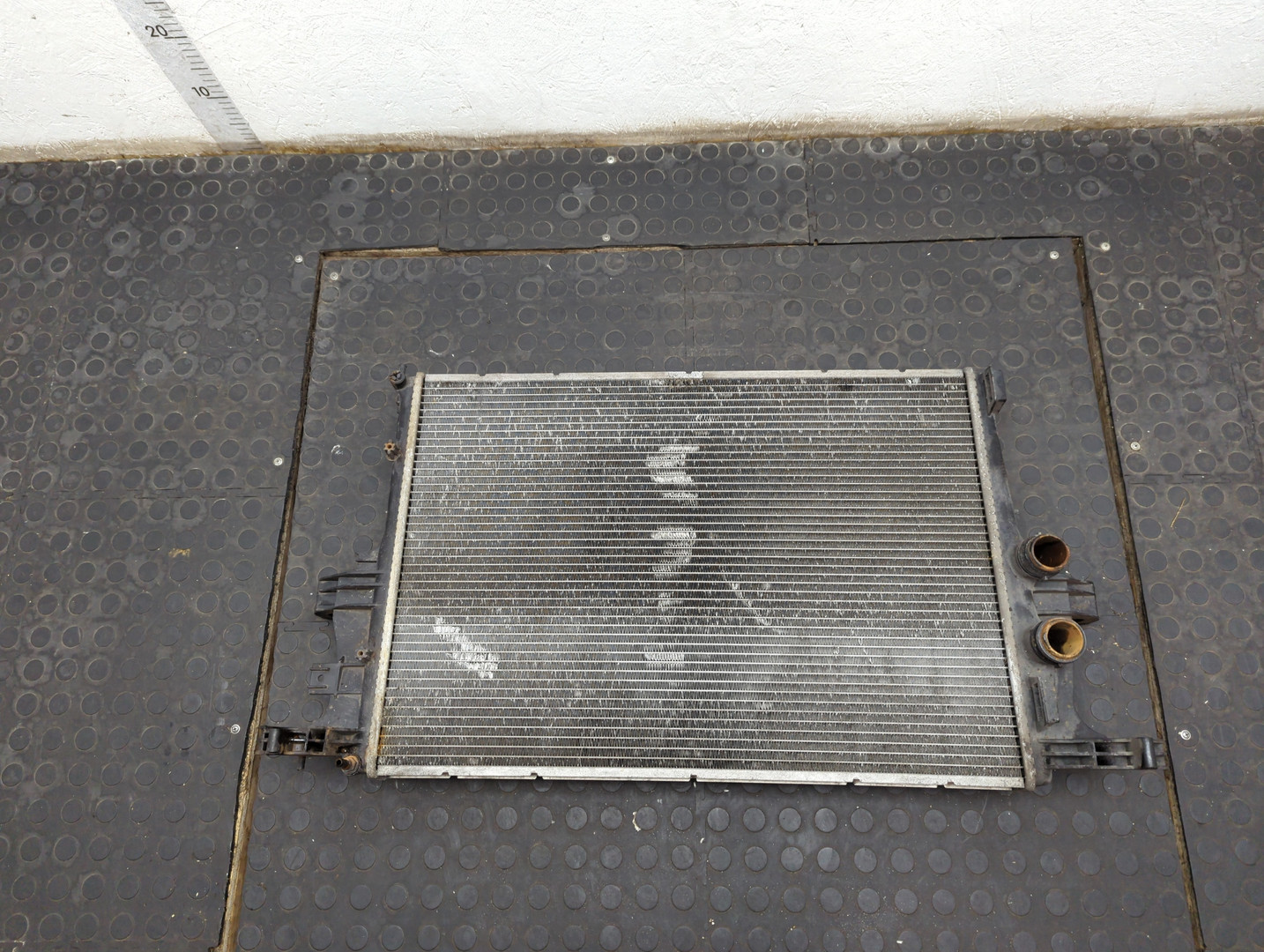 Радиатор охлаждения двигателя основной