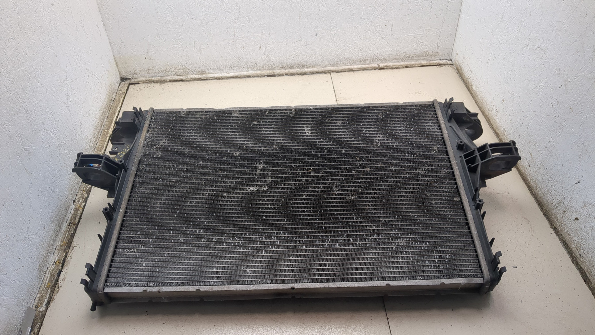 Радиатор охлаждения двигателя основной