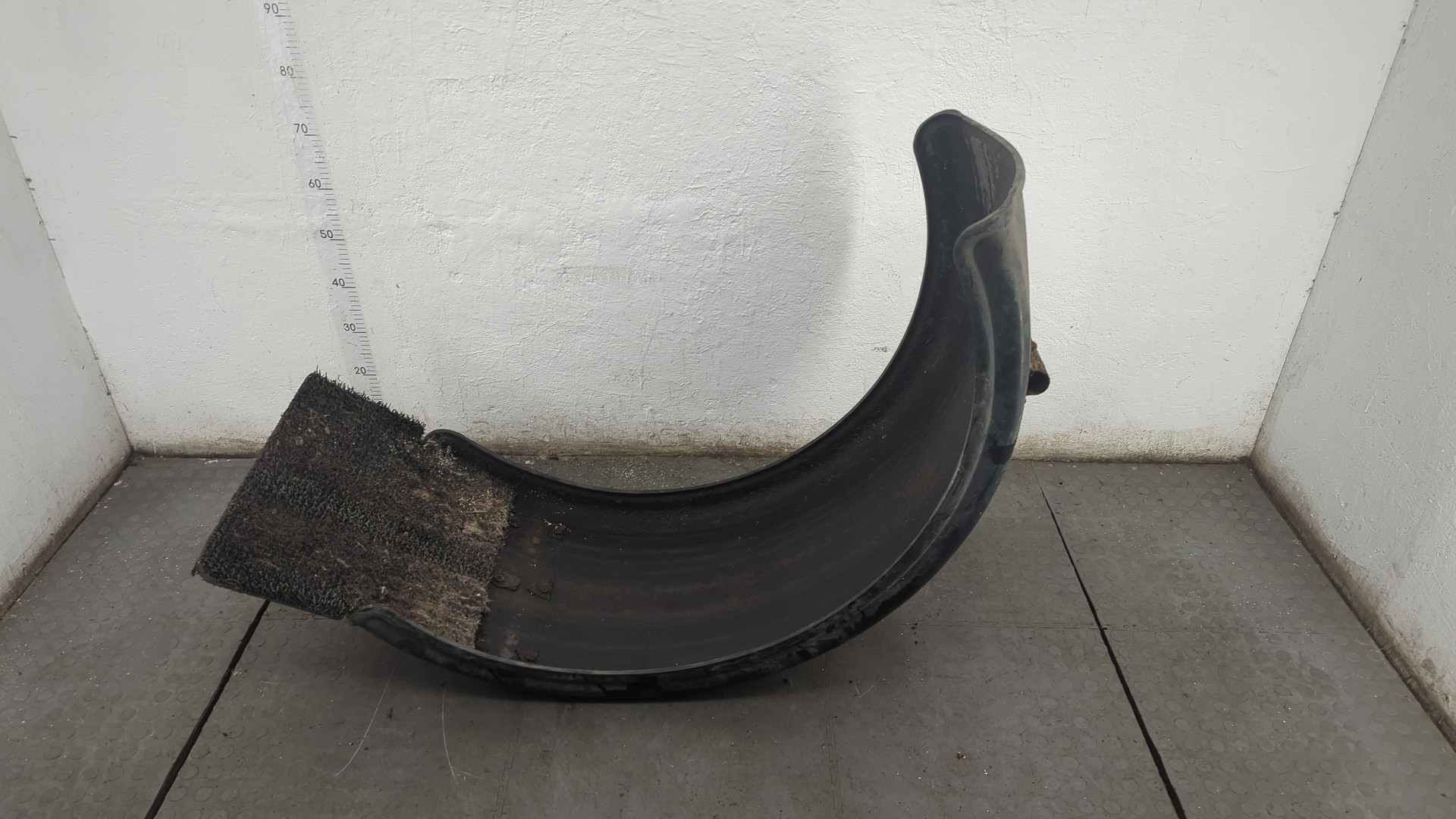 Кузовной элемент