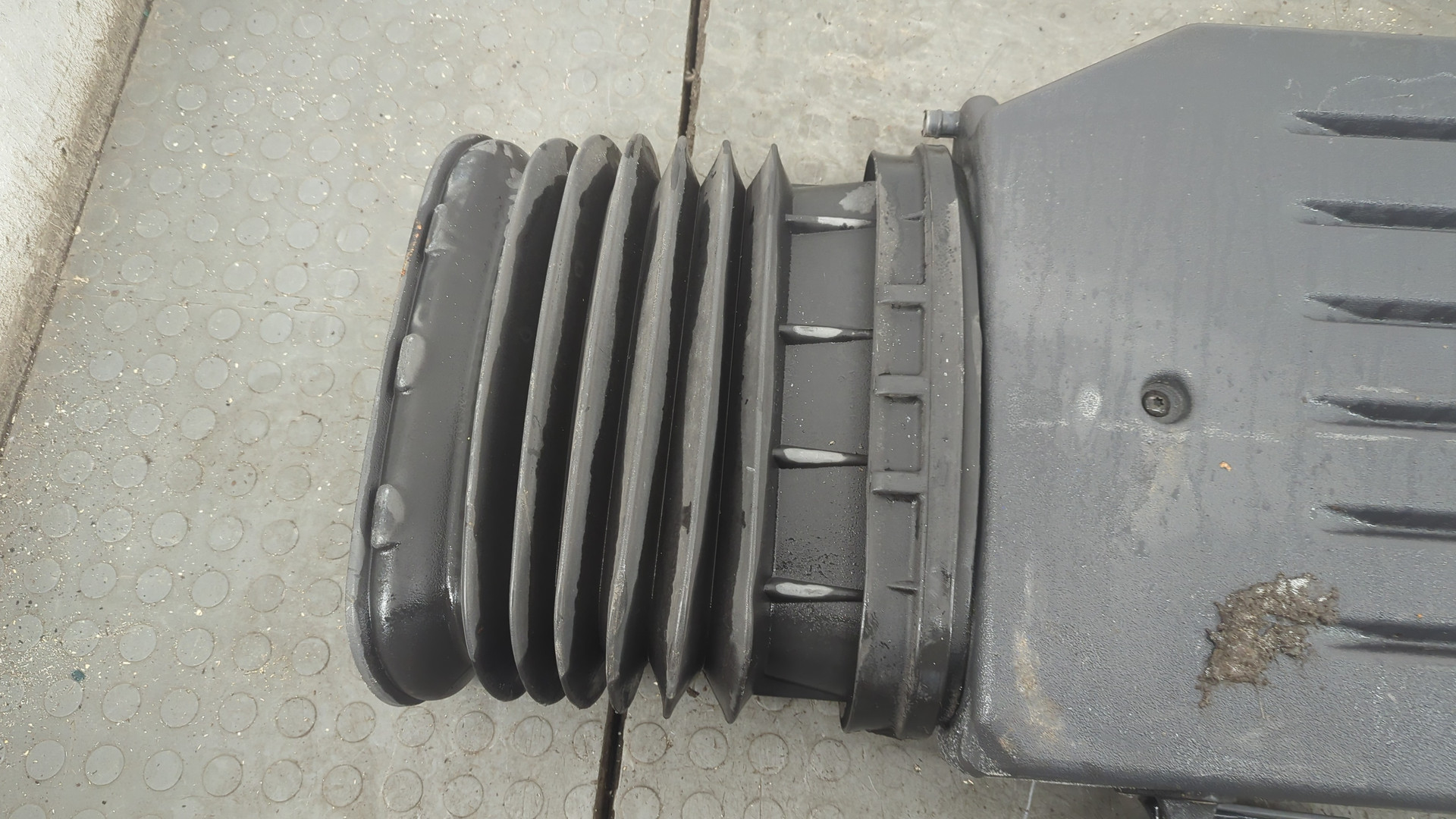 Воздухозаборник (внутри)