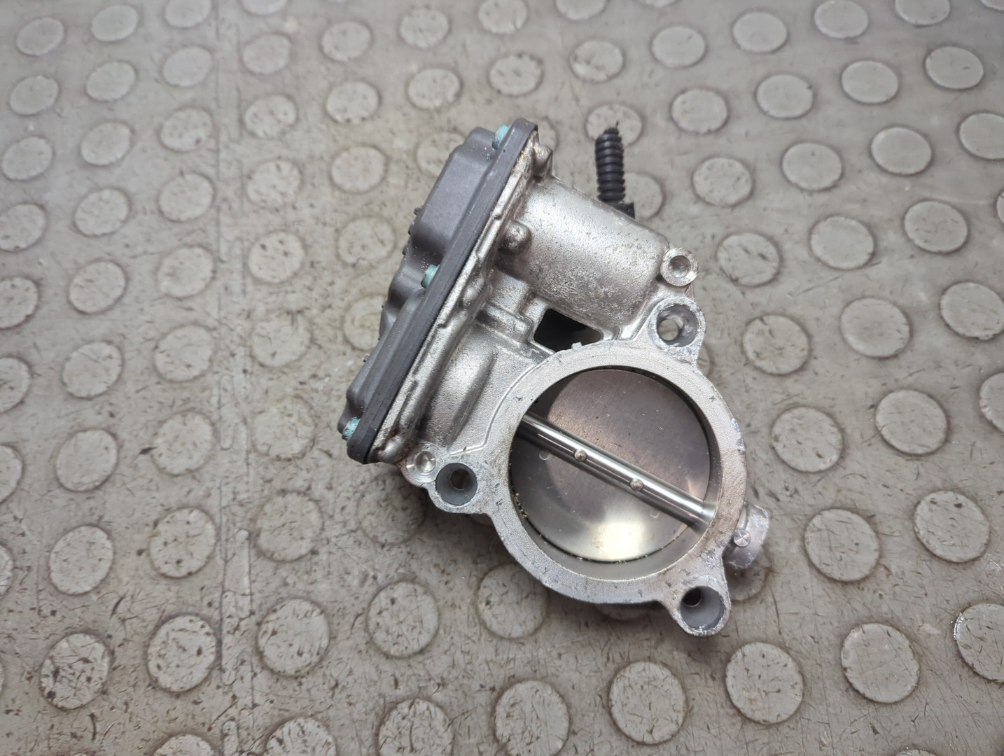 Заслонка дроссельная электрическая