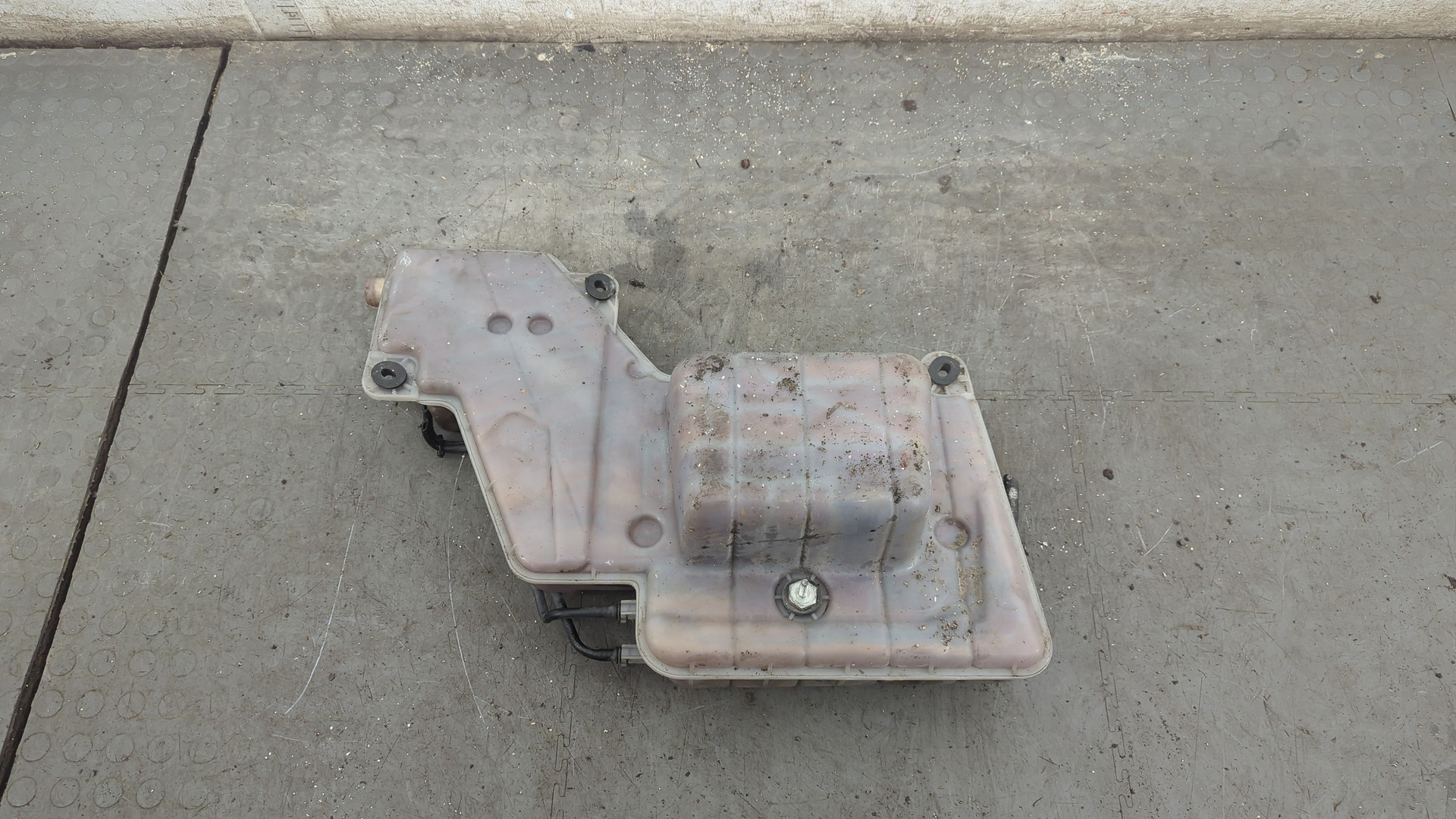 Бачок расширительный