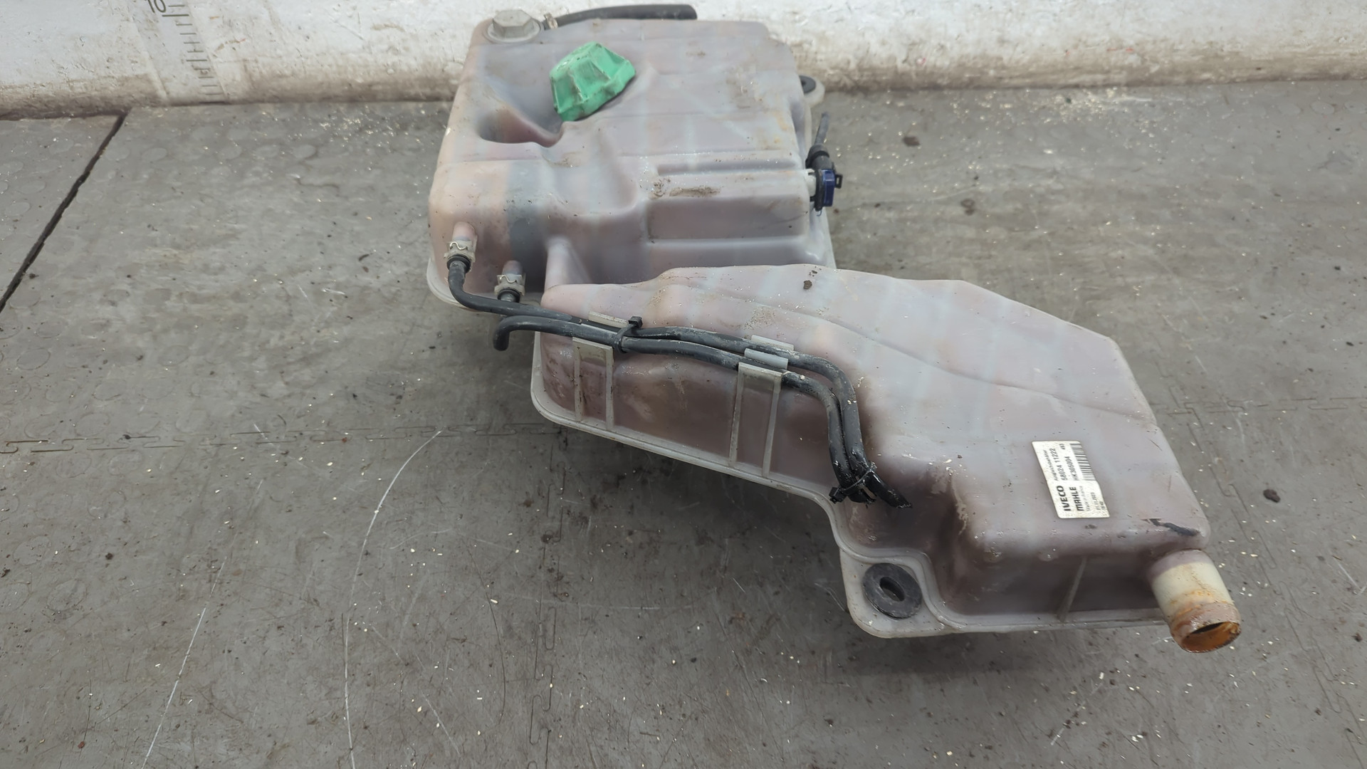 Бачок расширительный