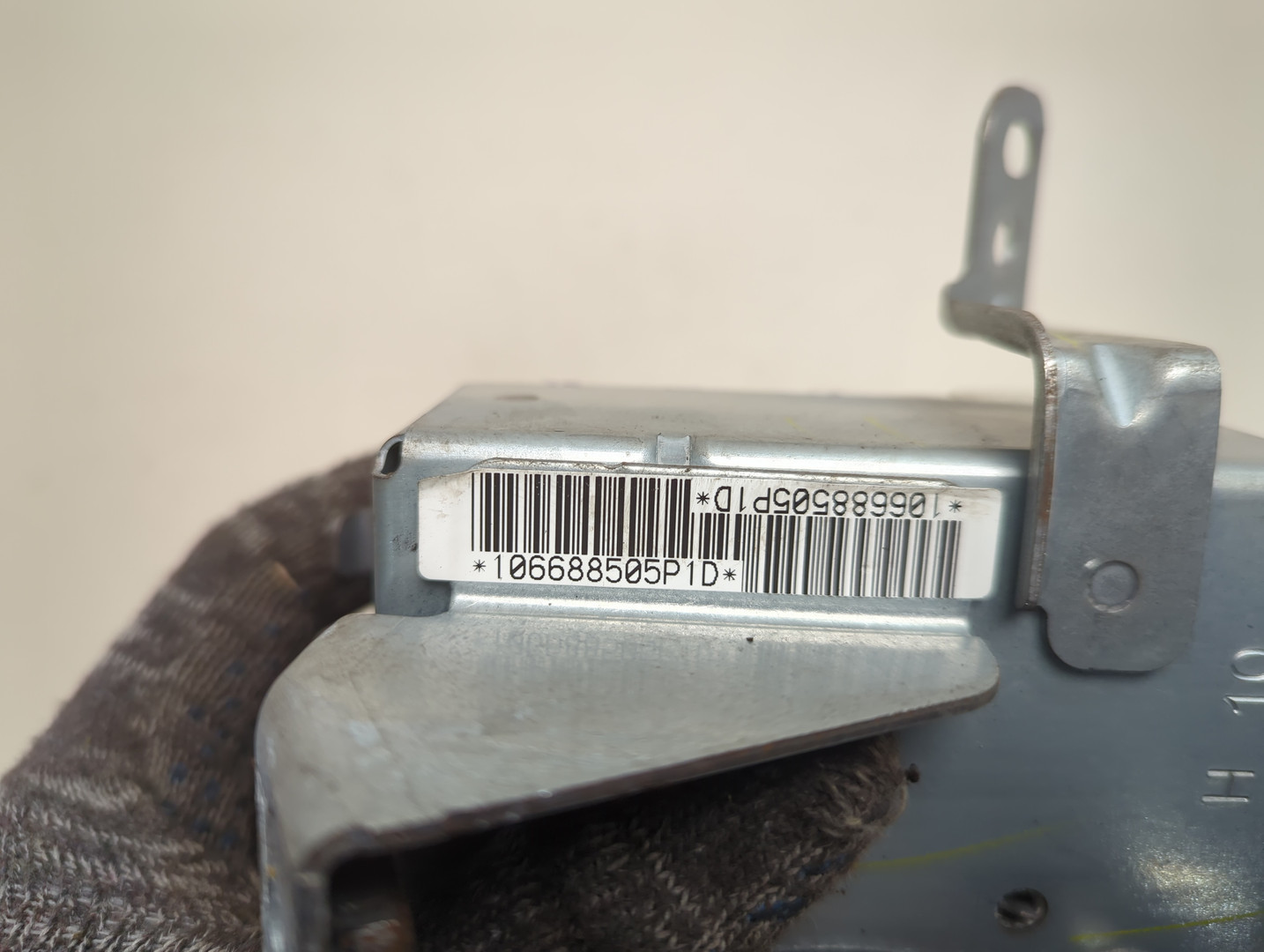 Подушка безопасности пассажирская (в торпедо)