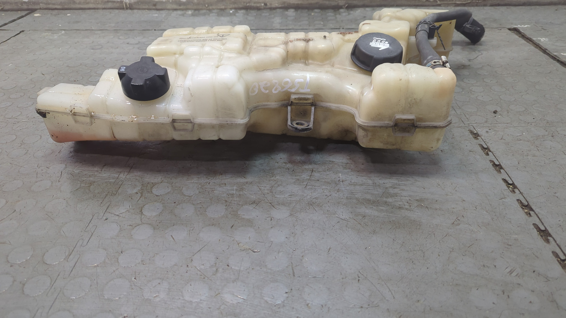 Бачок расширительный