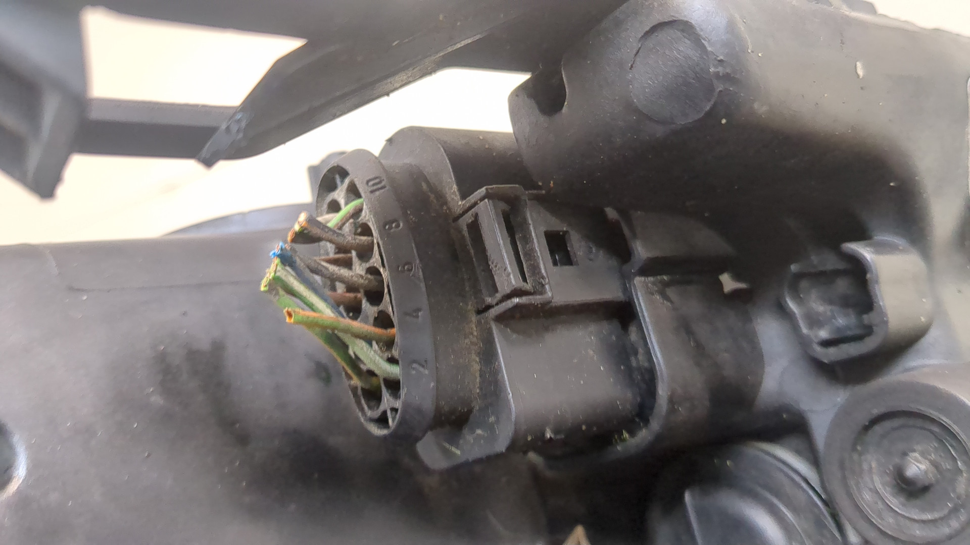 Фара правая