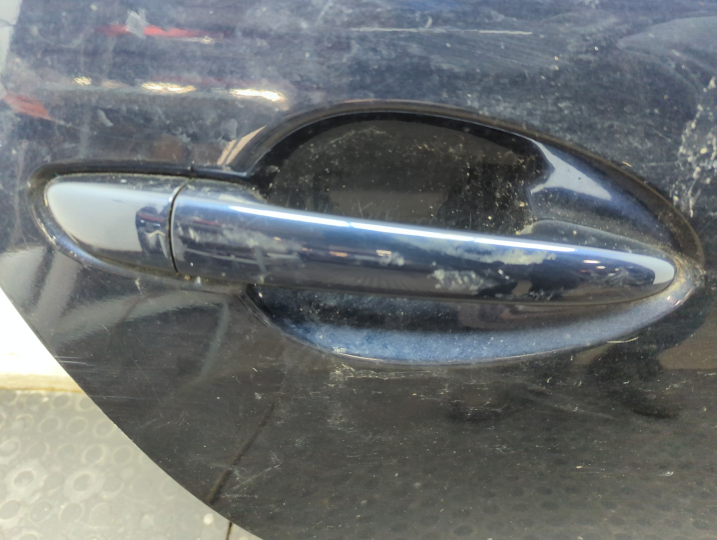 Дверь задняя правая