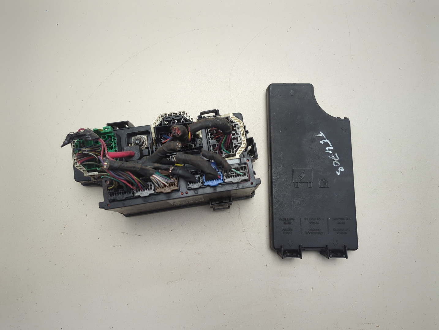 Блок предохранителей