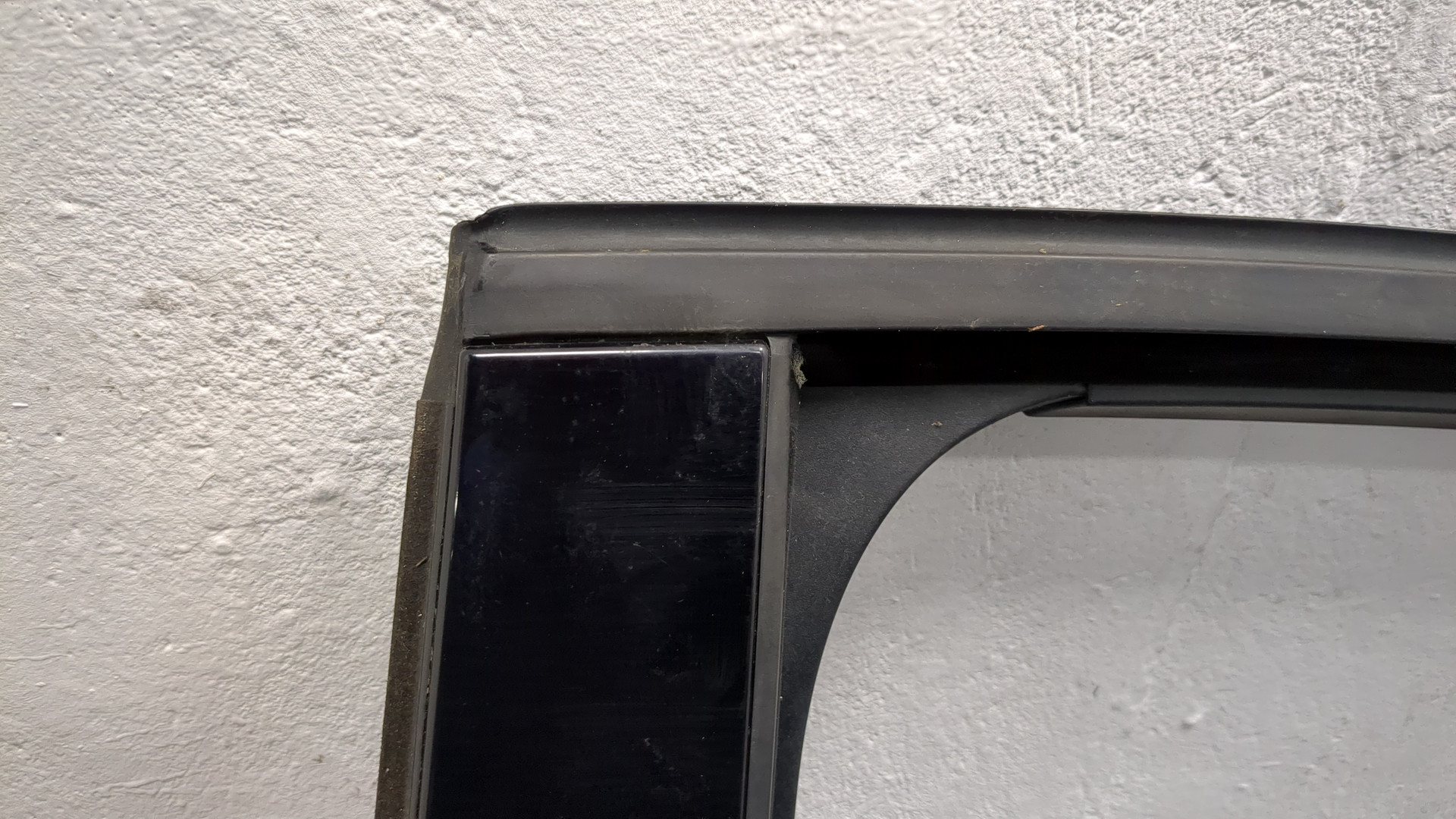 Дверь задняя левая