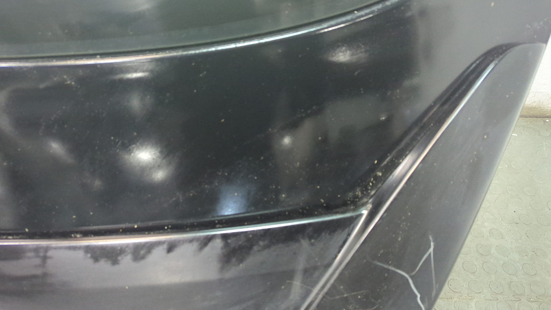 Дверь багажника