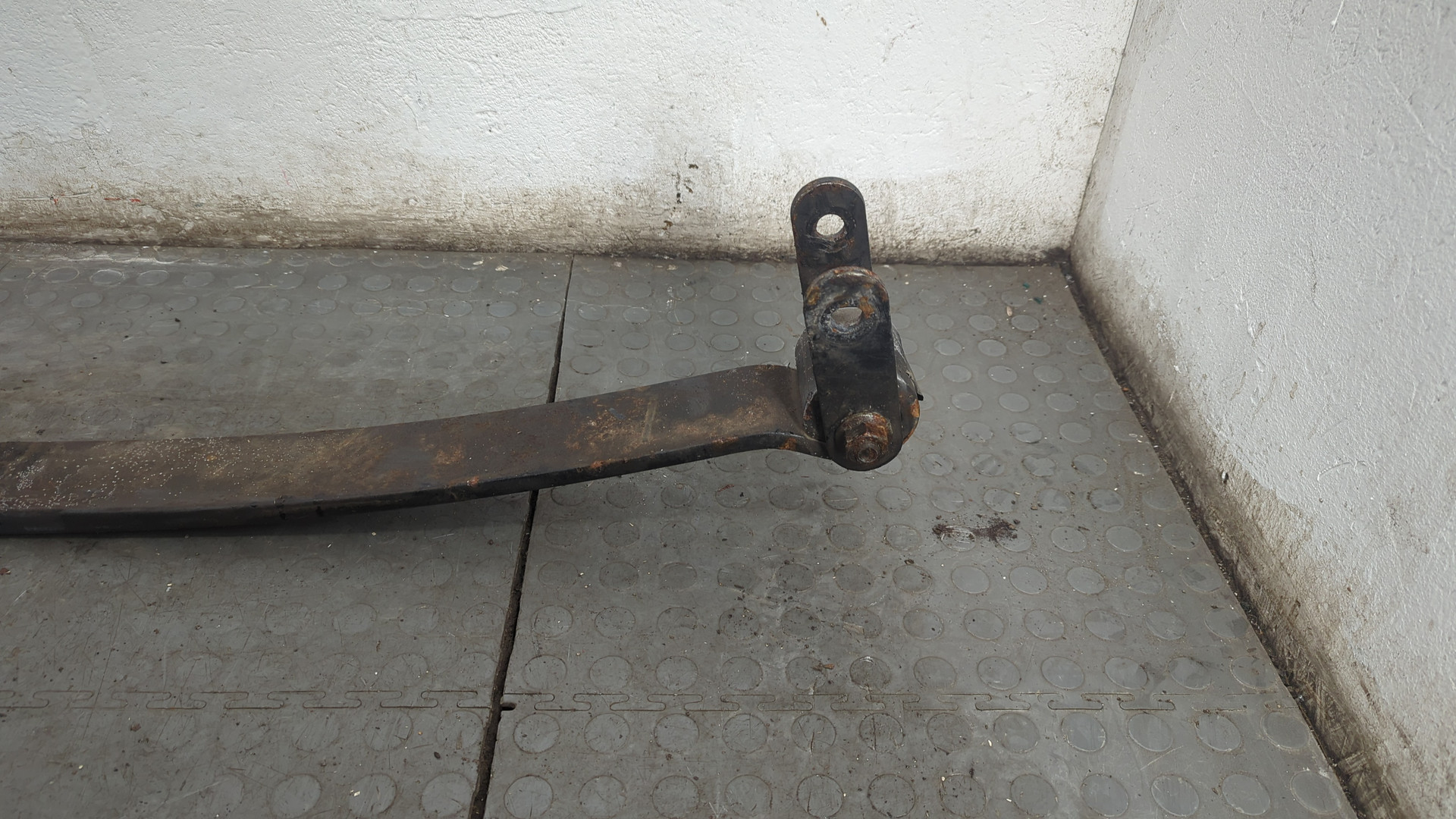 Рессора передняя