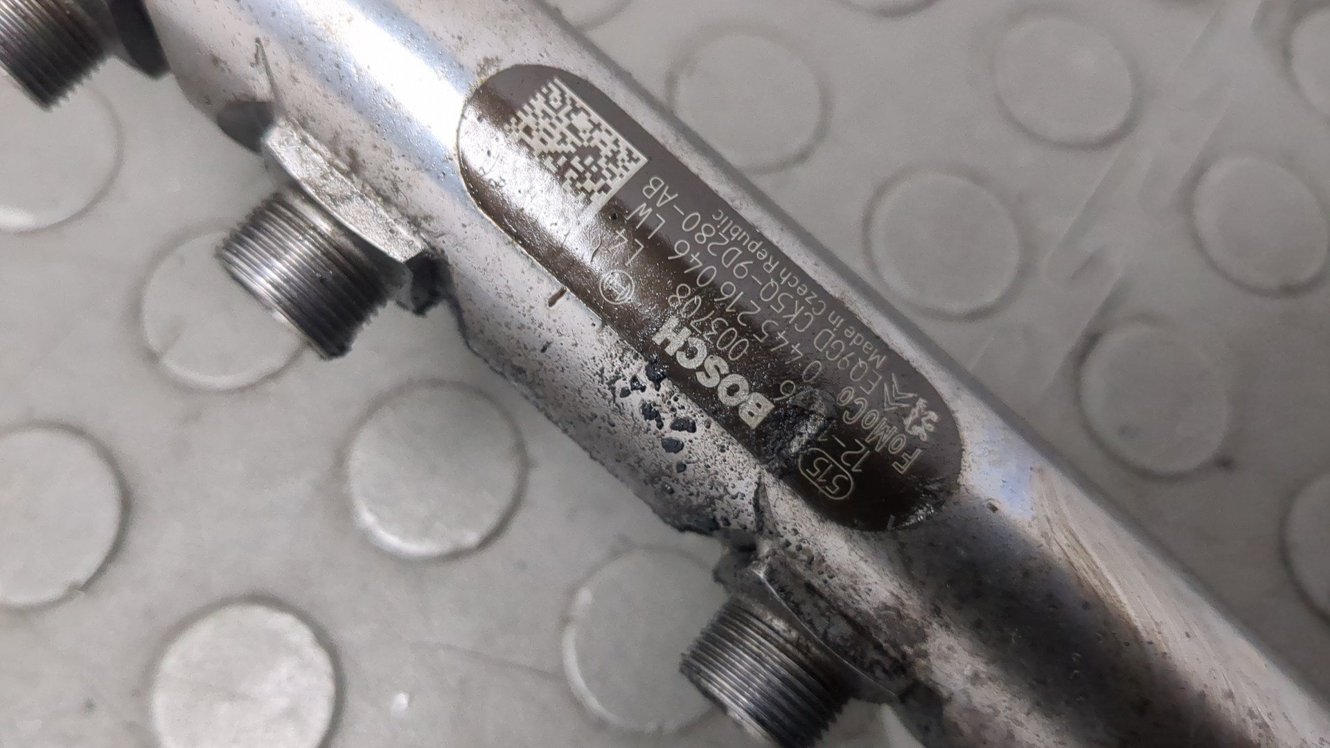 Рейка топливная (рампа)