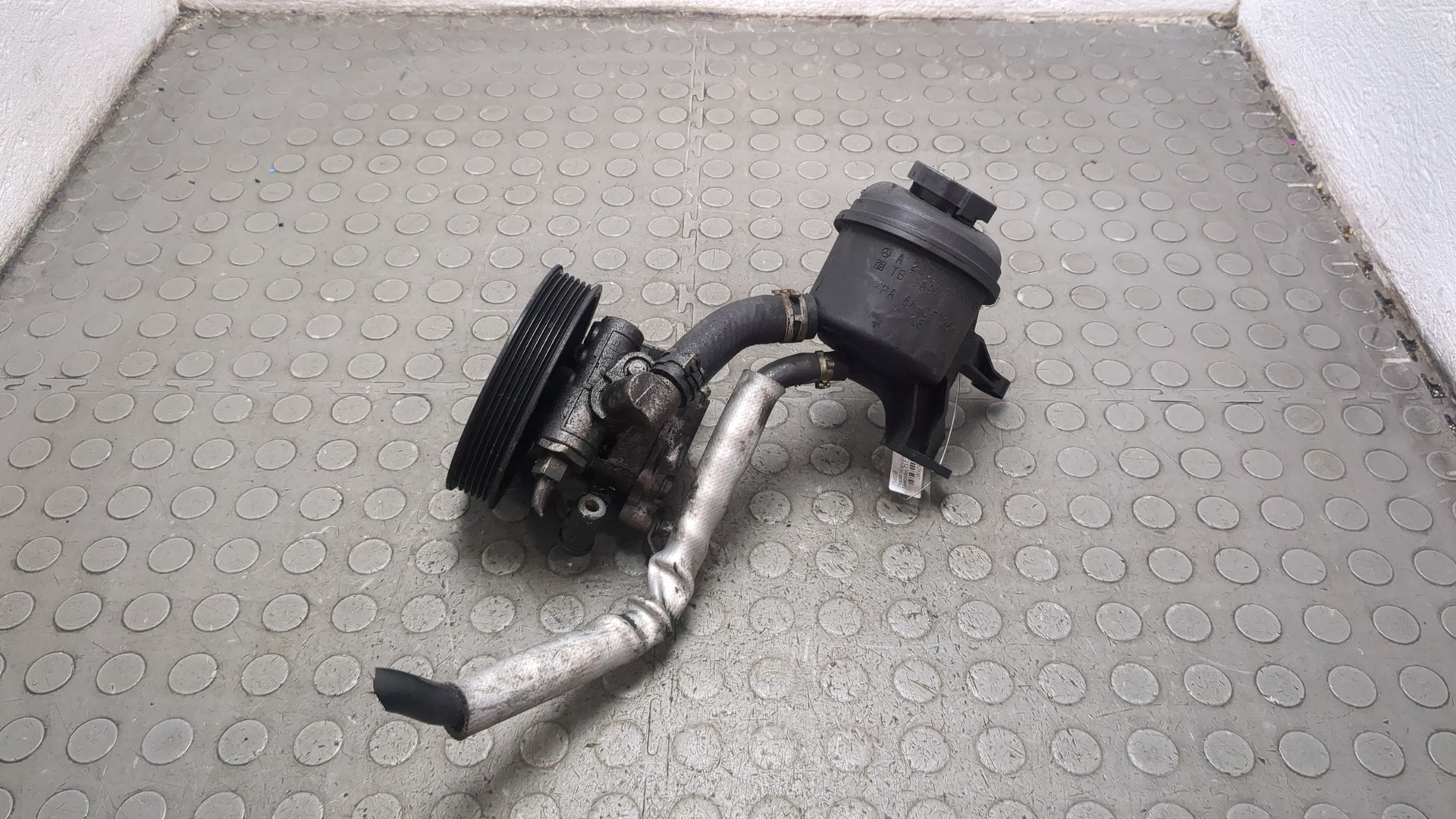 Насос ГУР (гидроусилитель руля)