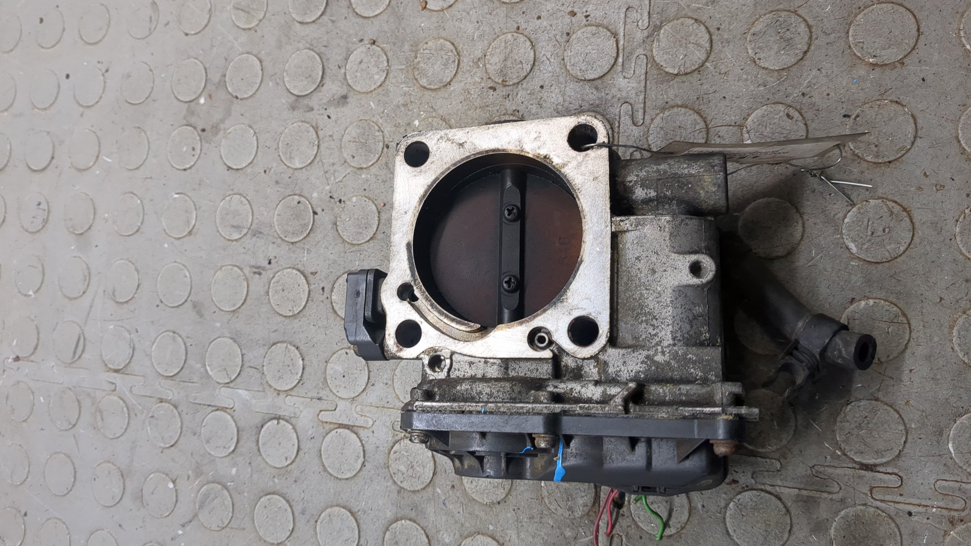 Заслонка дроссельная электрическая