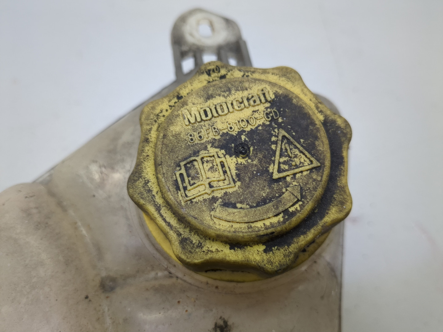 Бачок расширительный