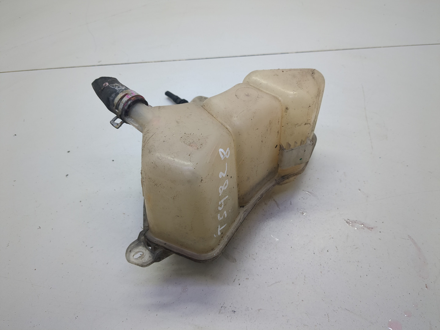 Бачок расширительный