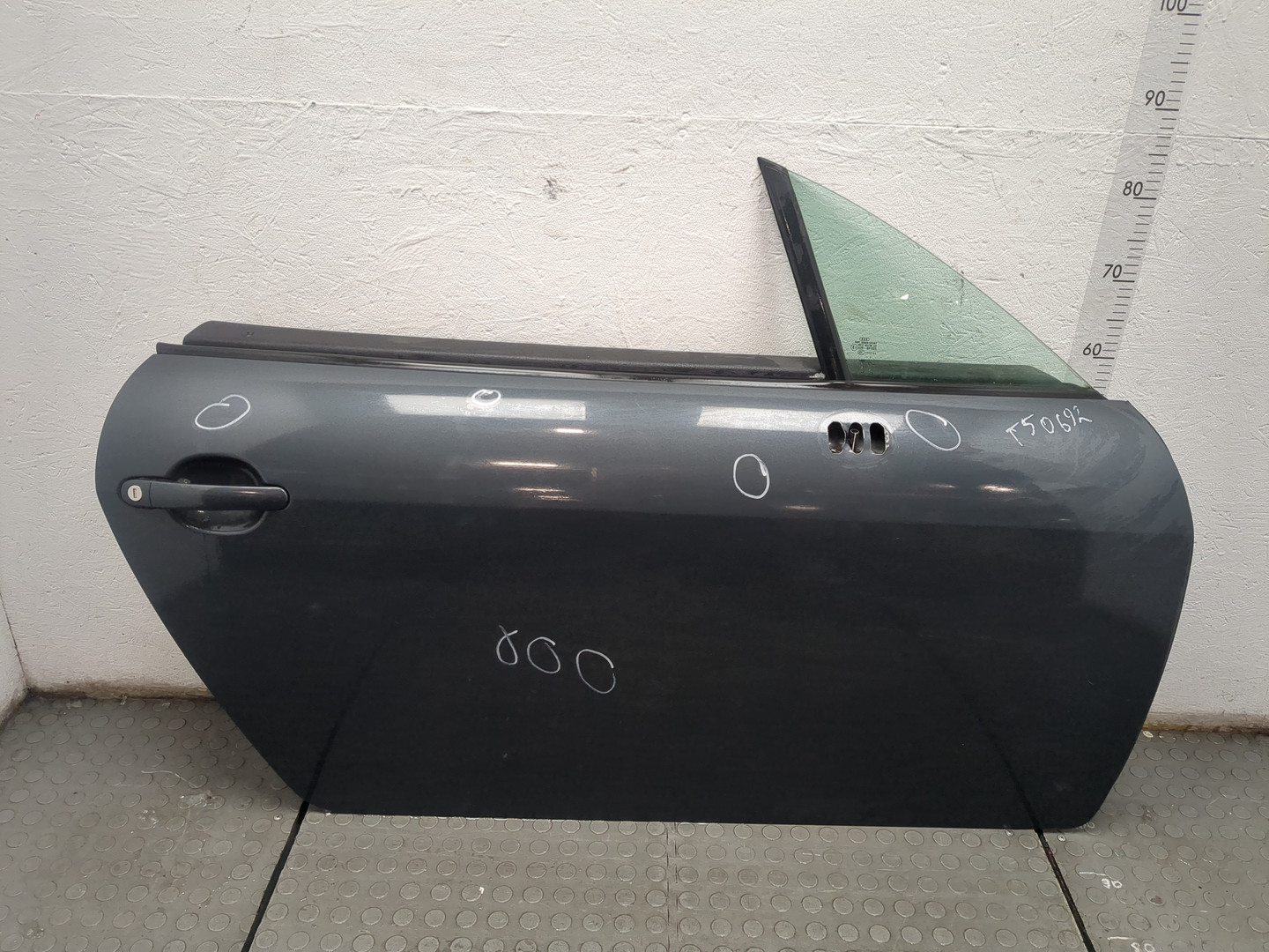 Дверь передняя правая