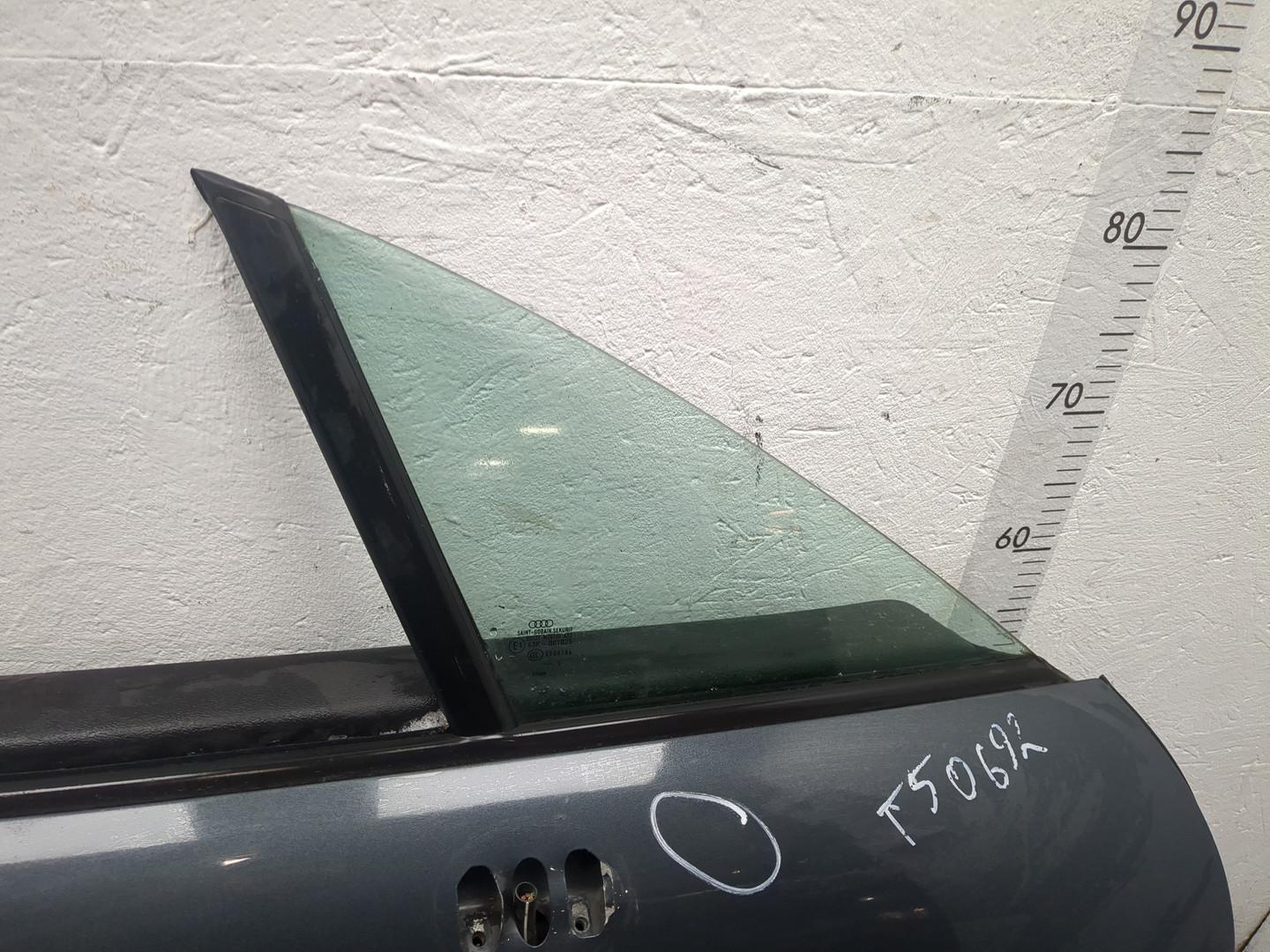 Дверь передняя правая