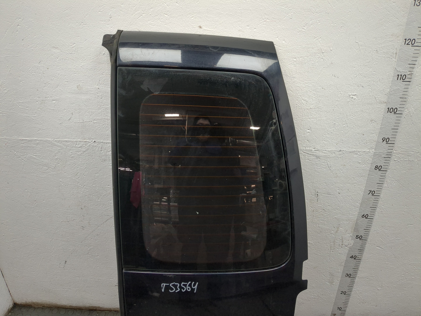 Дверь багажника правая