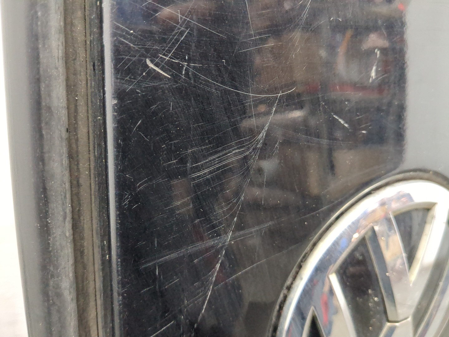 Дверь багажника правая