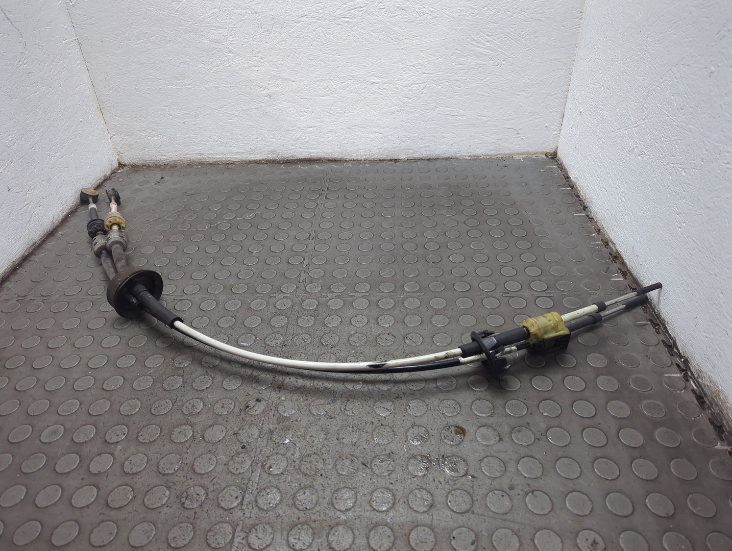 Трос КПП (выбора/переключения передач)