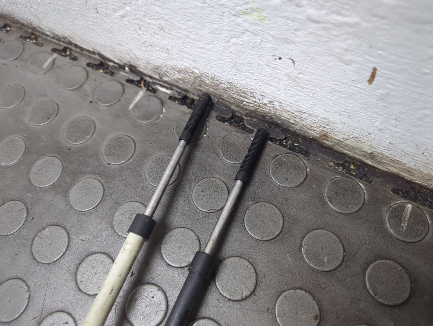 Трос КПП (выбора/переключения передач)