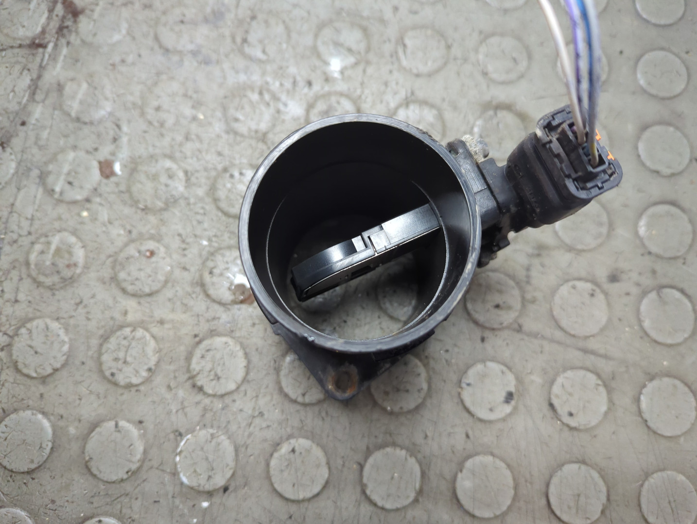 Расходомер воздуха (ДМРВ)