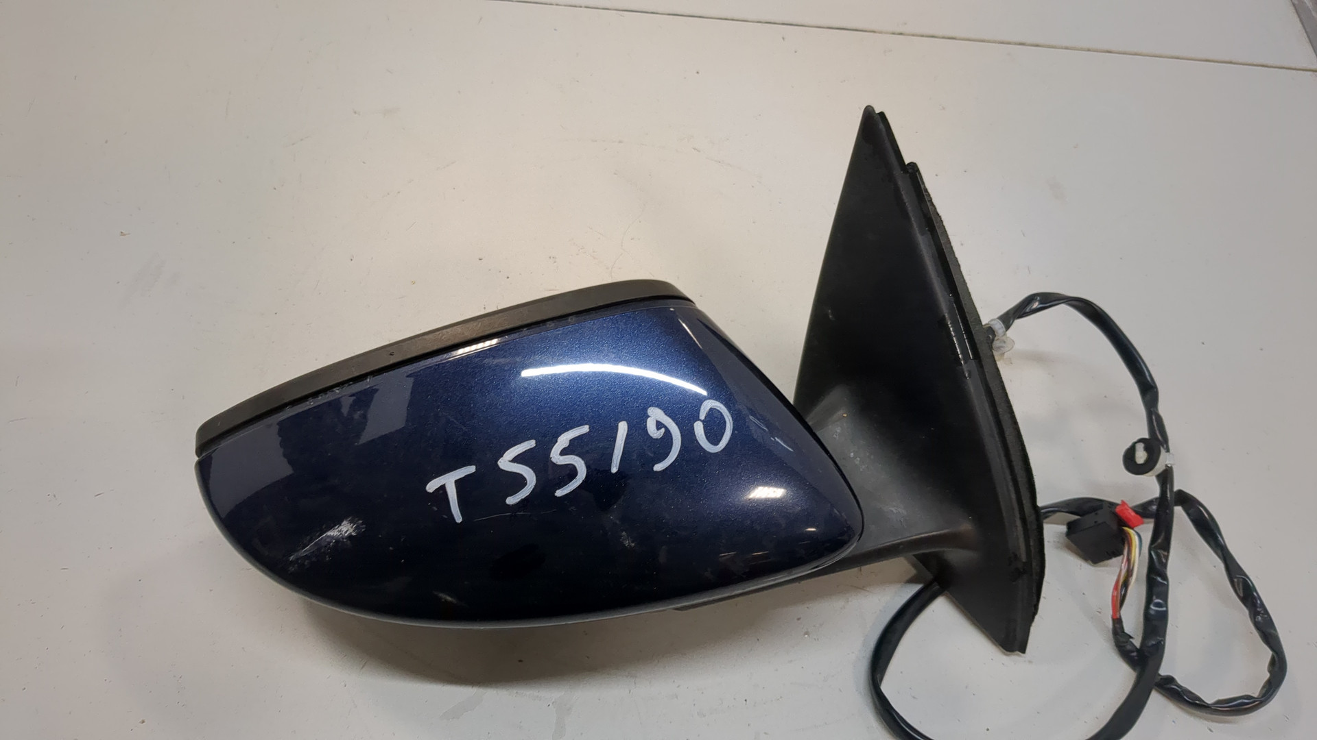 Зеркало правое электрическое