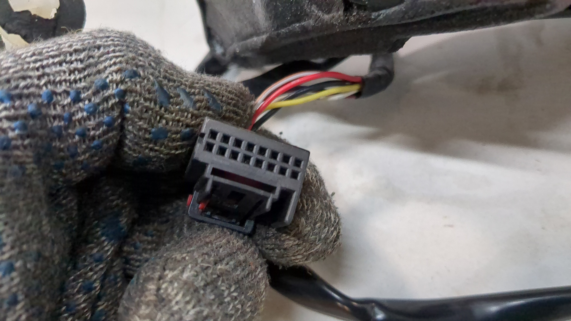 Зеркало правое электрическое